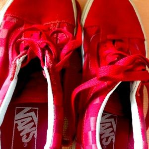 RED SUEDE VANS OFF THE WALL TENNIS SHOES